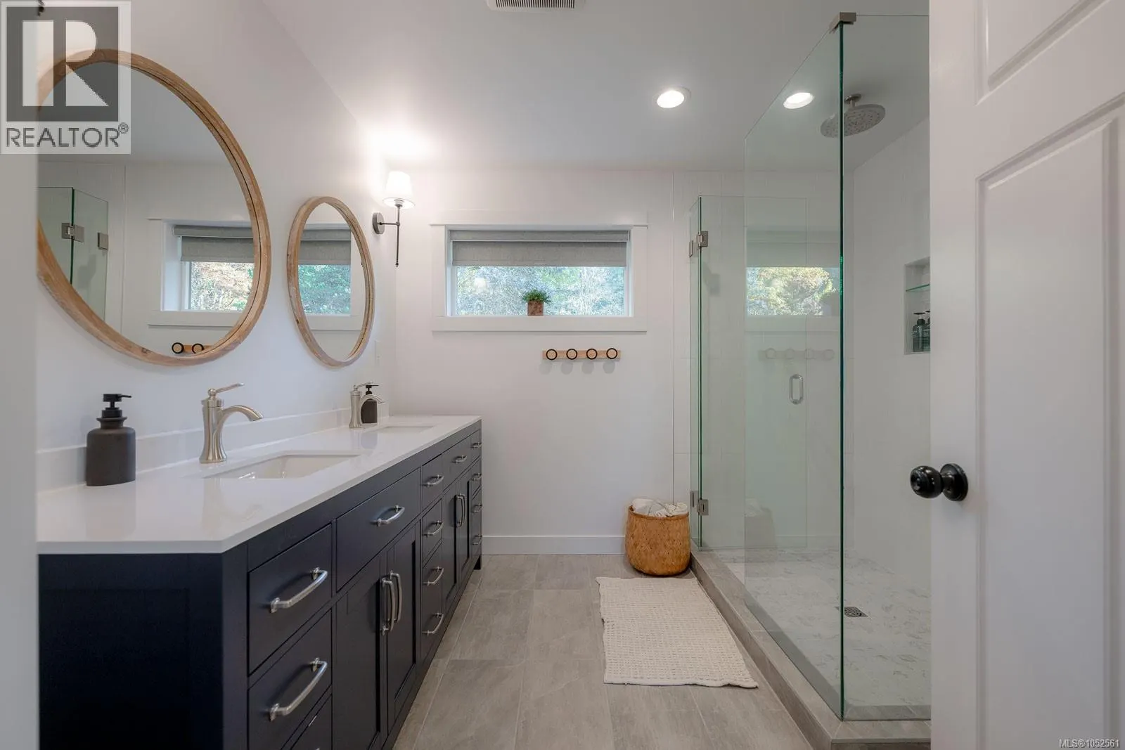 1035 Briarwood Cres