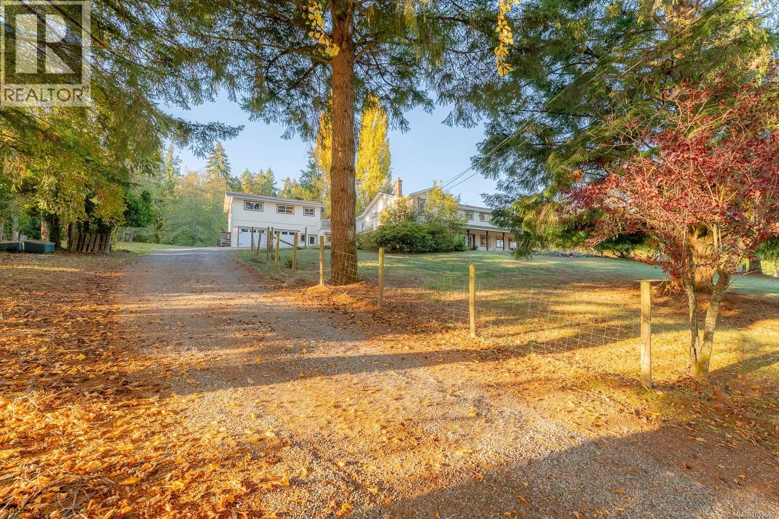 1035 Briarwood Cres