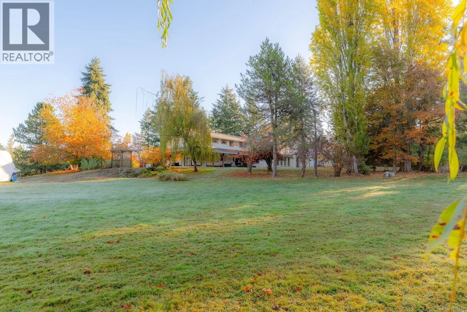 1035 Briarwood Cres