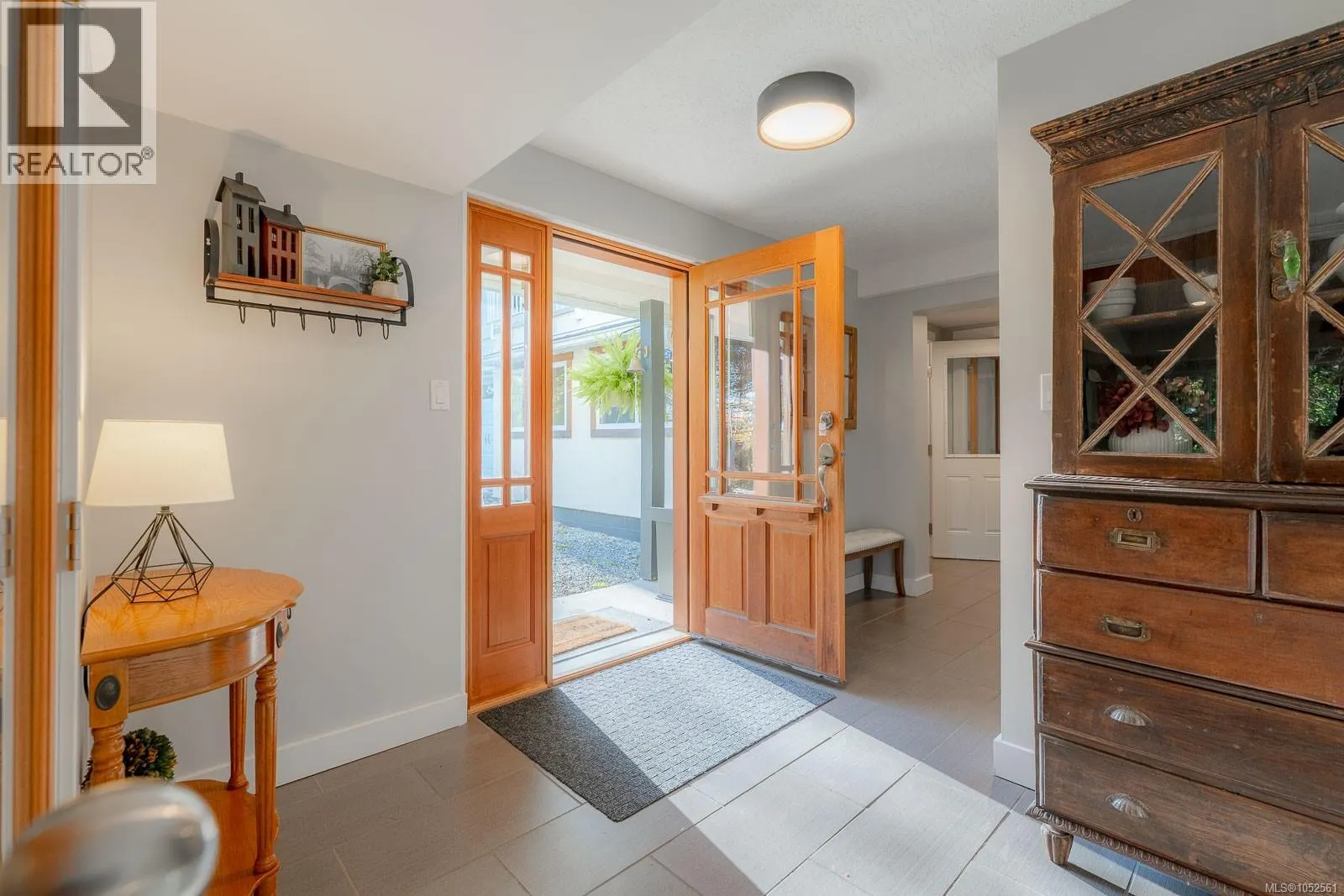 1035 Briarwood Cres