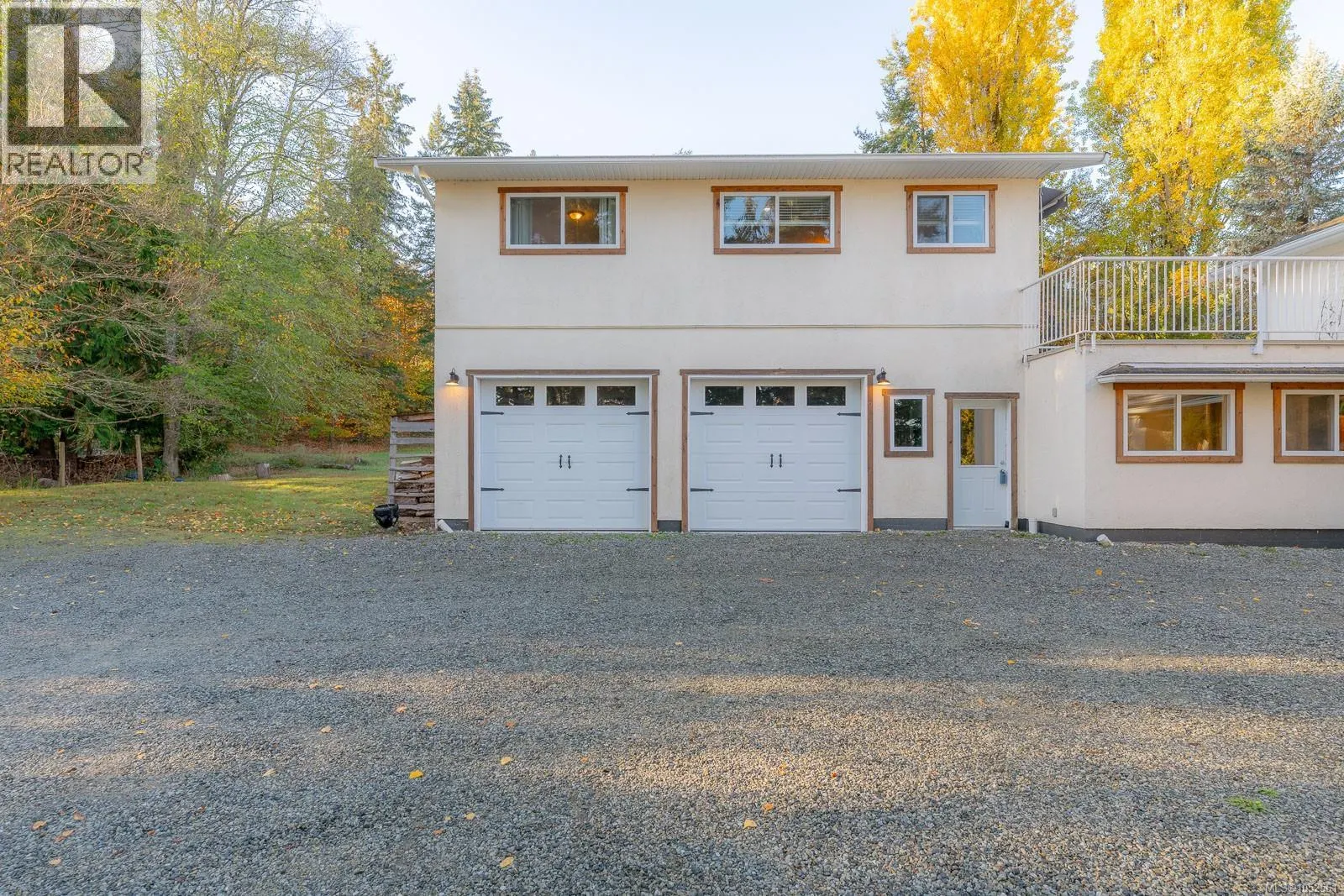1035 Briarwood Cres