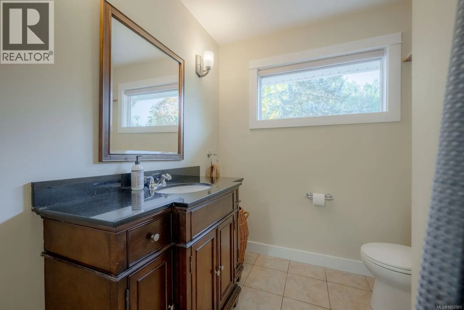 1035 Briarwood Cres