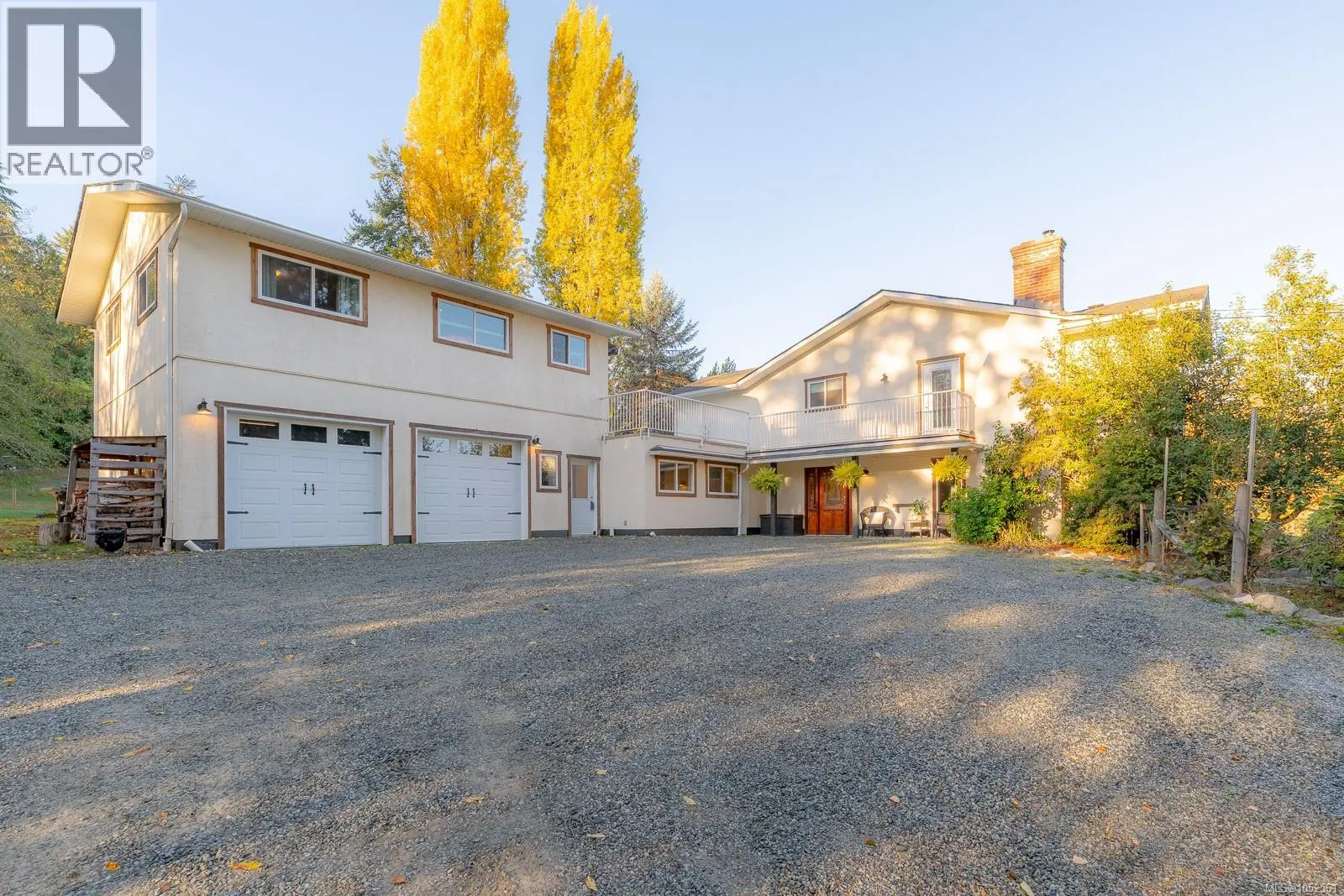 1035 Briarwood Cres