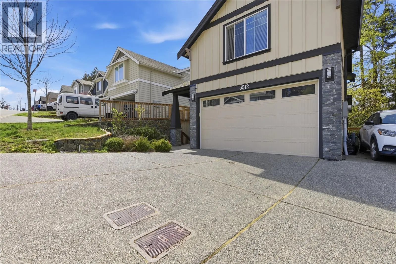 3512 Honeycrisp Ave