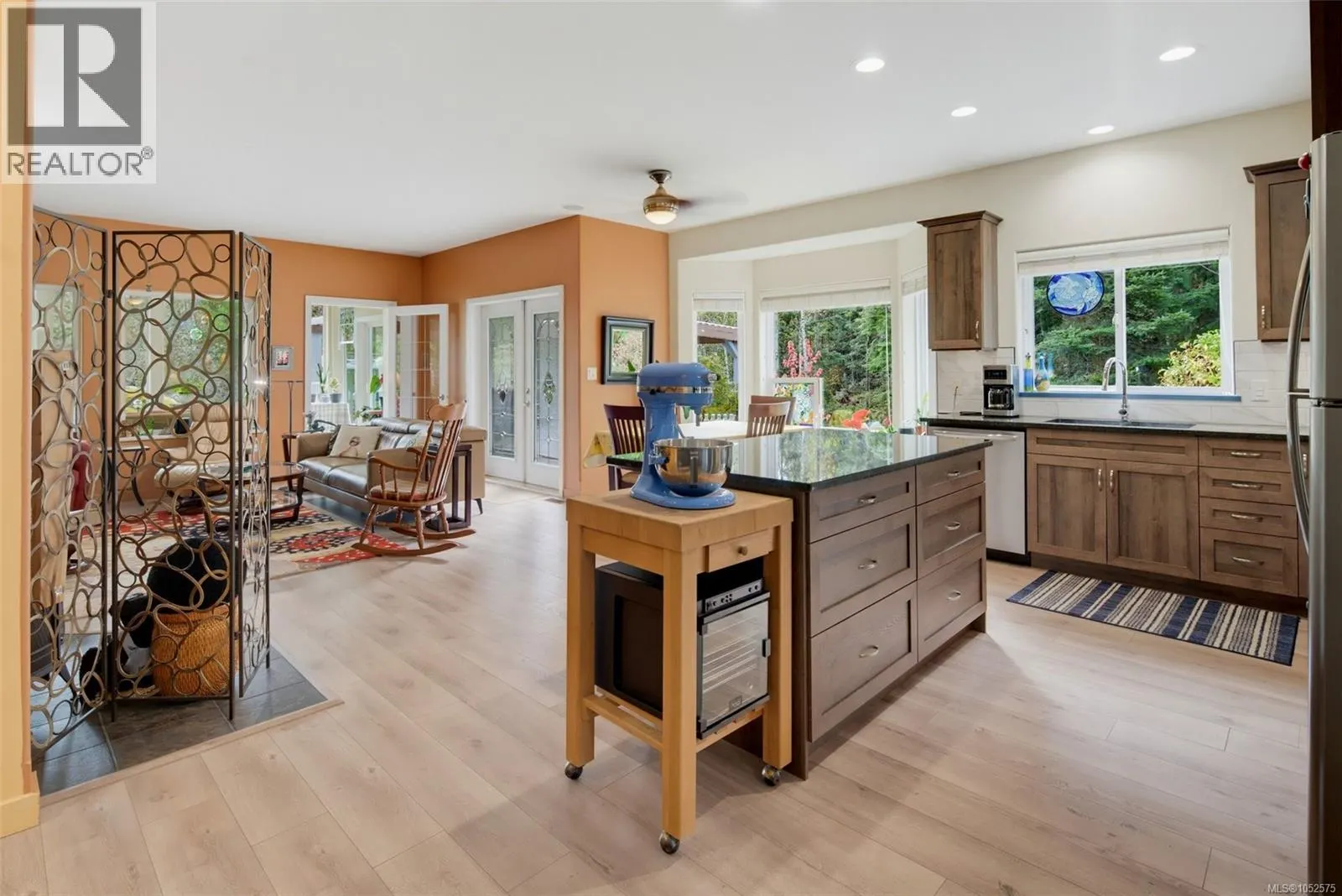 8126 Brutus Ridge Rd