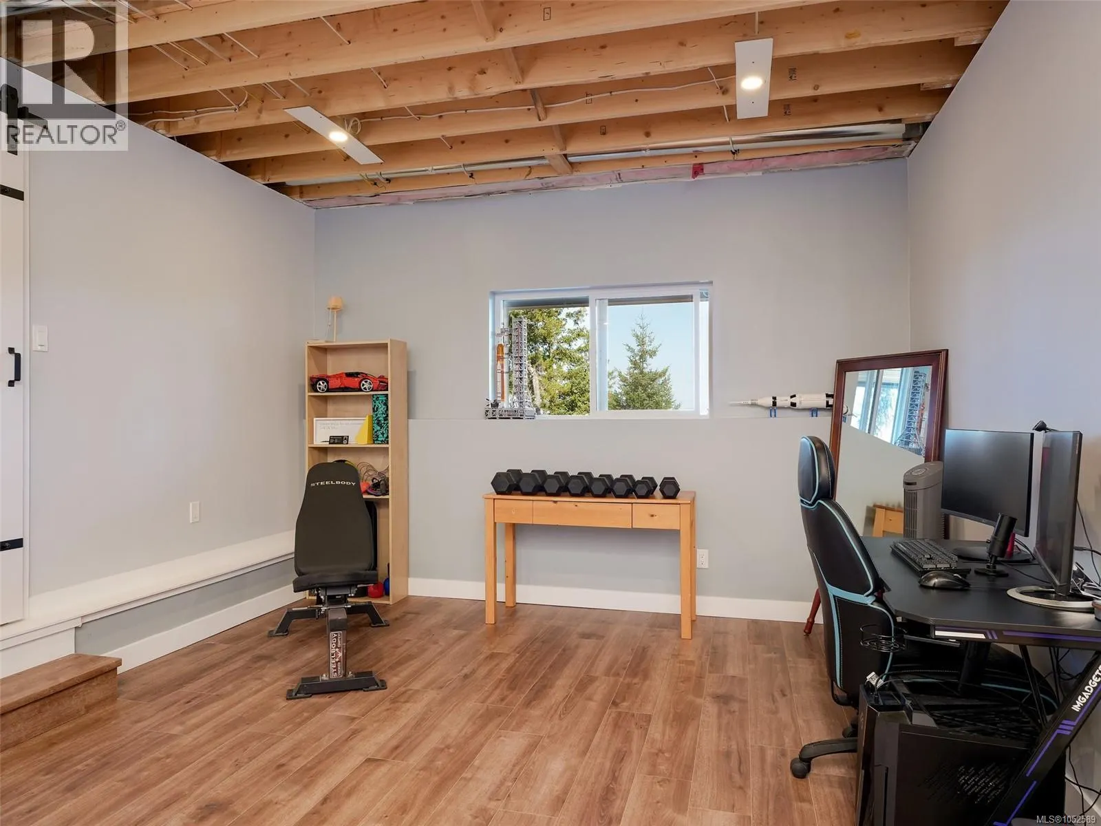 4836 Goldstream Heights Dr