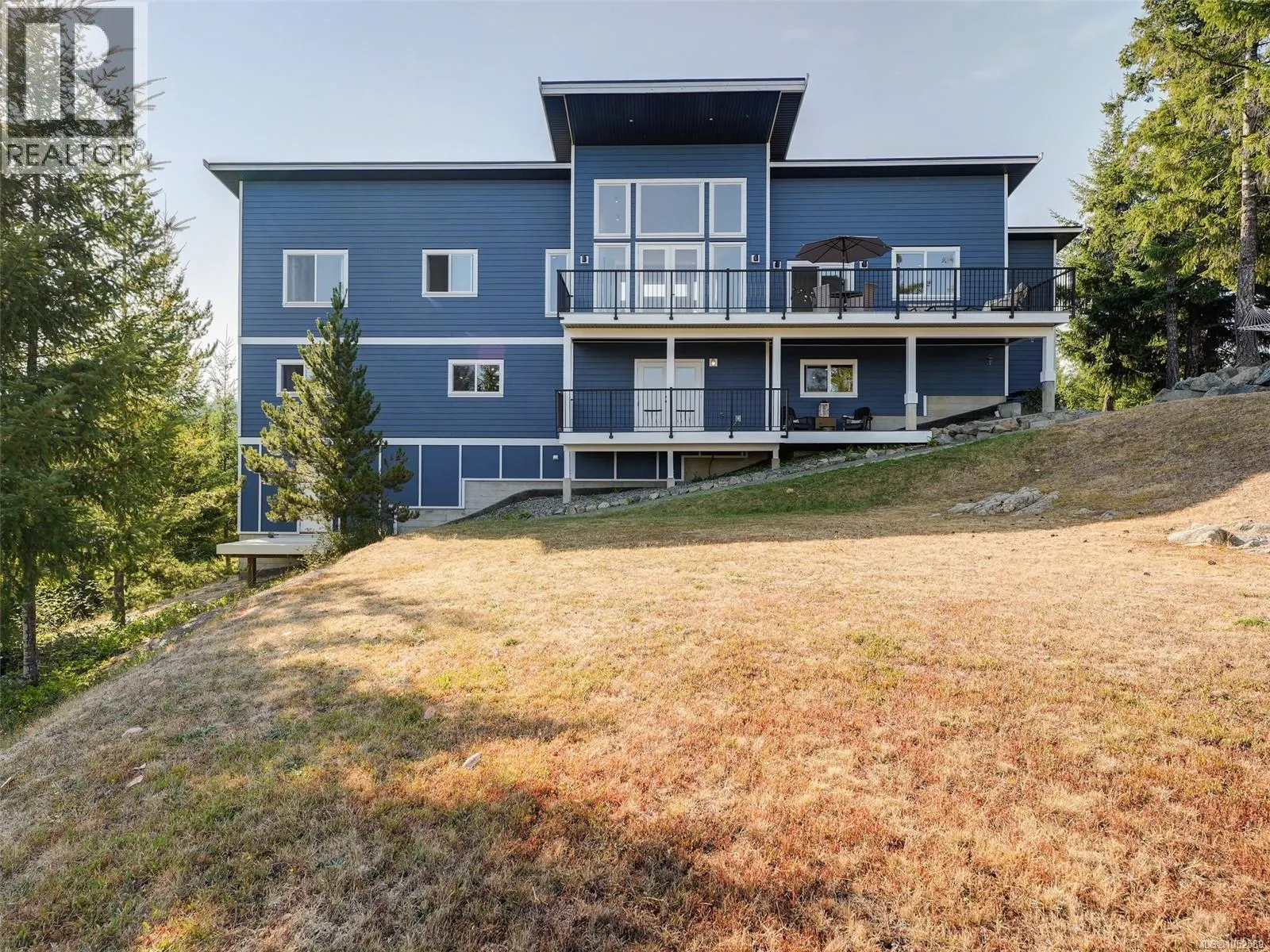 4836 Goldstream Heights Dr