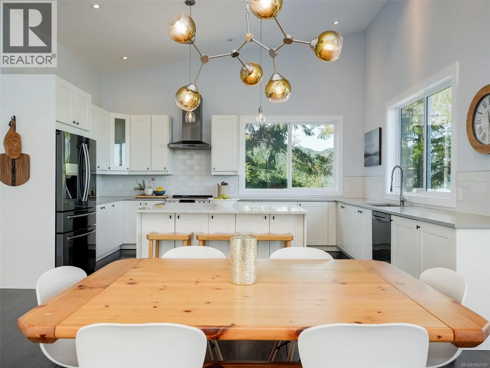 4836 Goldstream Heights Dr