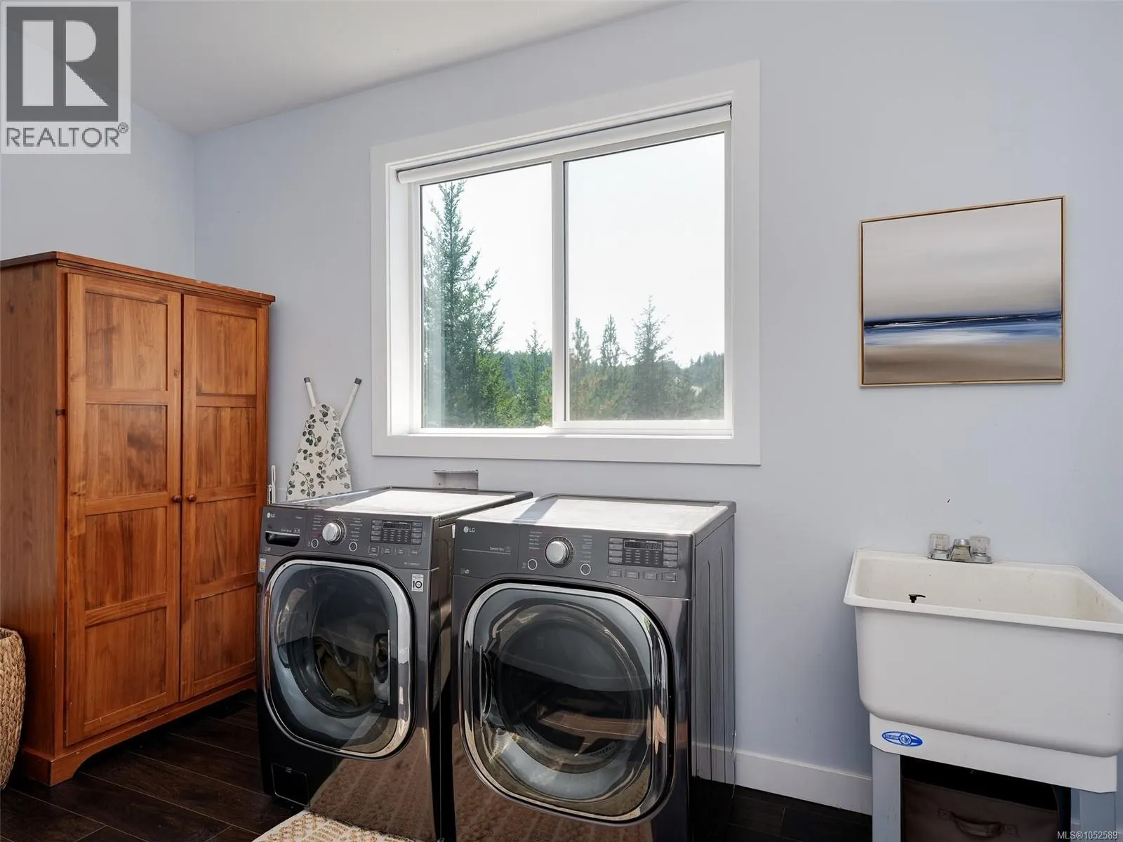 4836 Goldstream Heights Dr