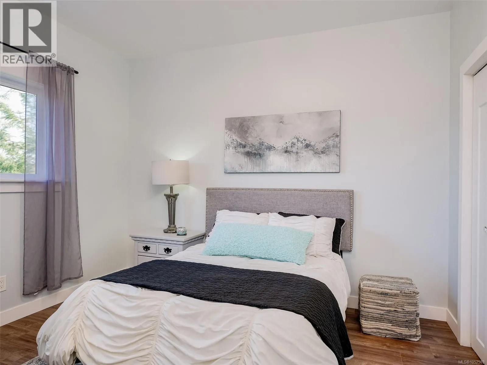 4836 Goldstream Heights Dr