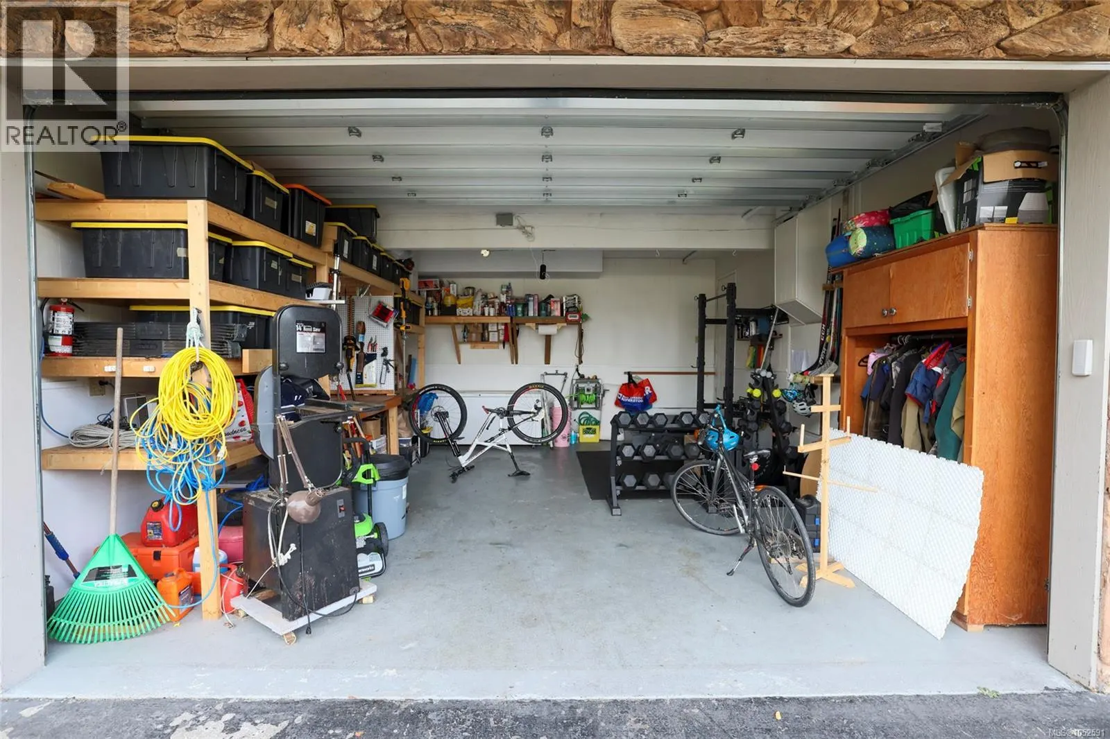 363 Englewood Dr