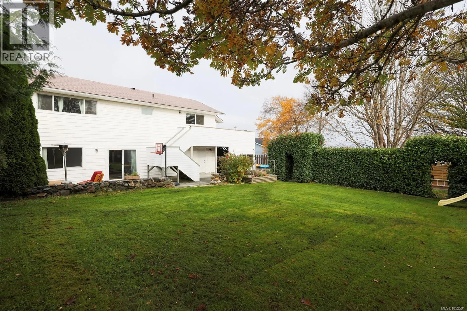 363 Englewood Dr