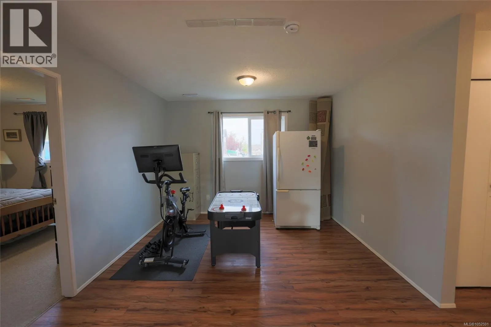 363 Englewood Dr