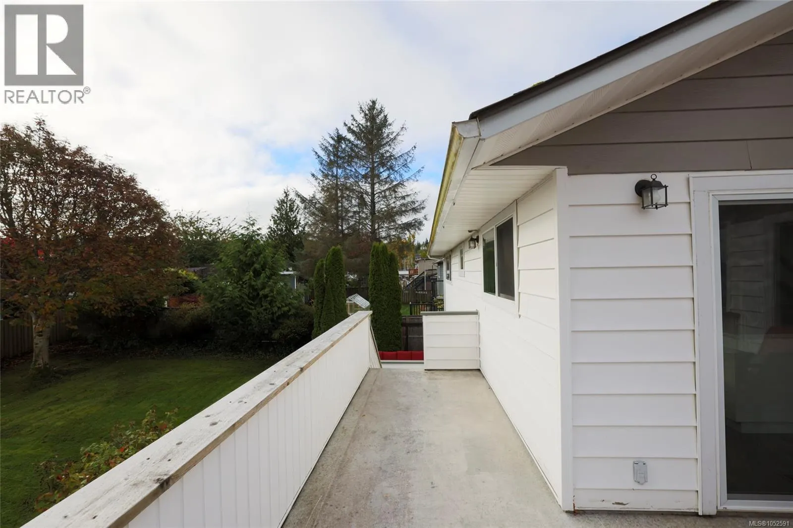 363 Englewood Dr
