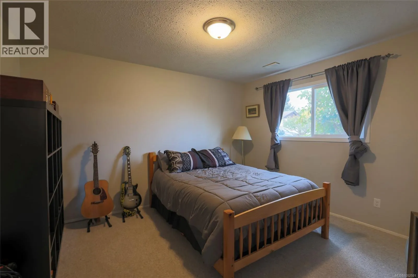 363 Englewood Dr