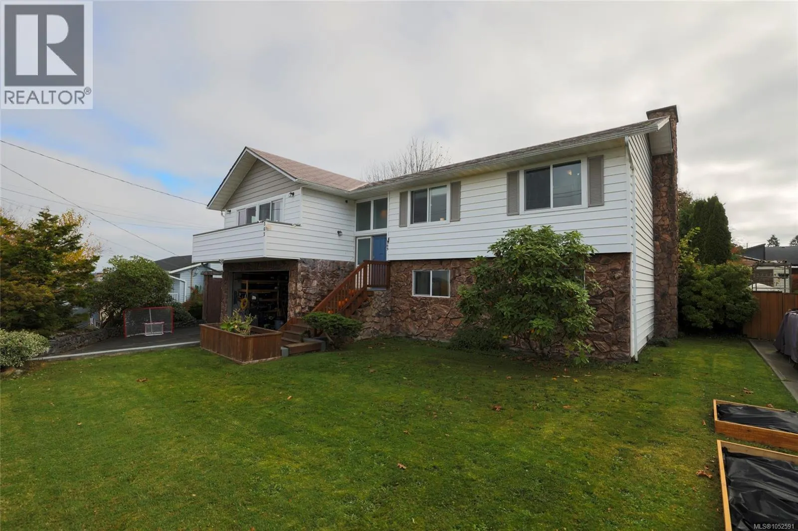 363 Englewood Dr