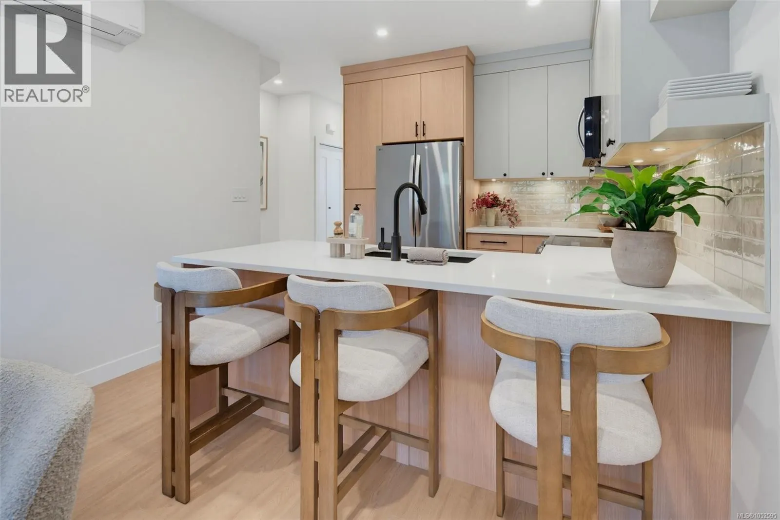 974 Siskin Ridge