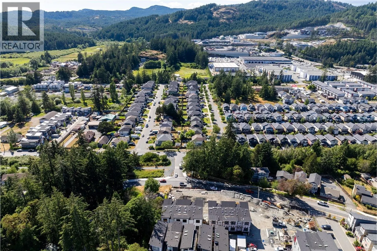 974 Siskin Ridge