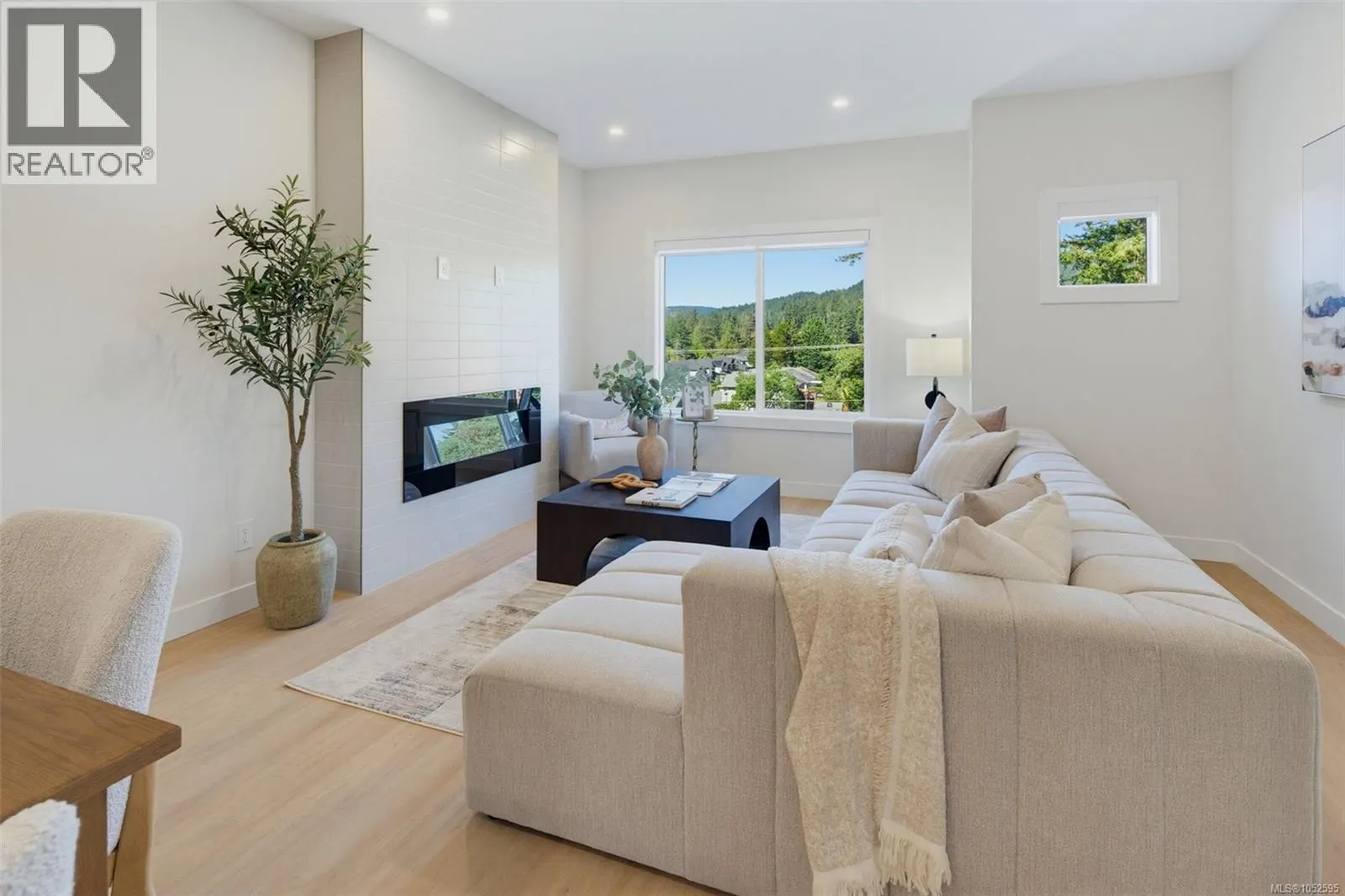 974 Siskin Ridge