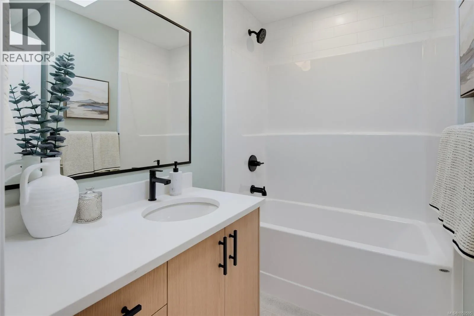 974 Siskin Ridge