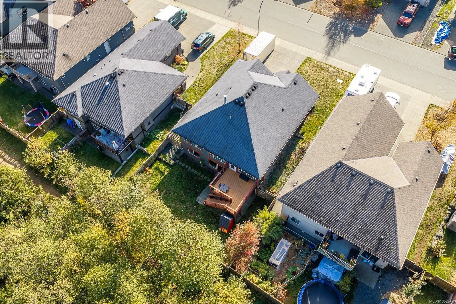 2644 Kendal Ave