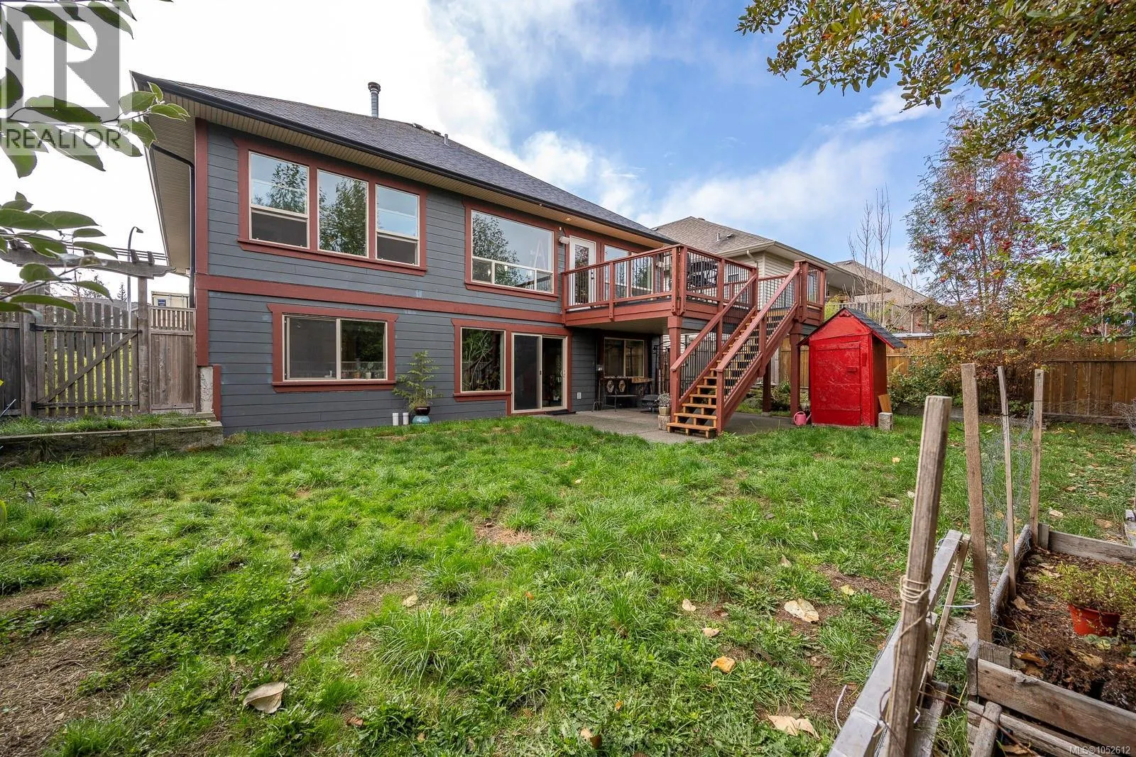 2644 Kendal Ave