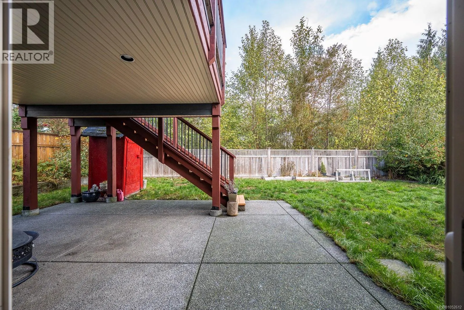 2644 Kendal Ave