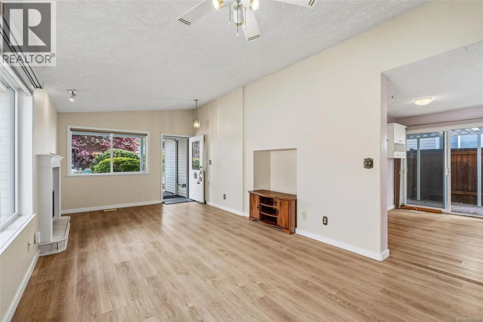 3 Eagle Lane