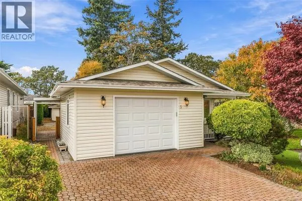 3 Eagle Lane