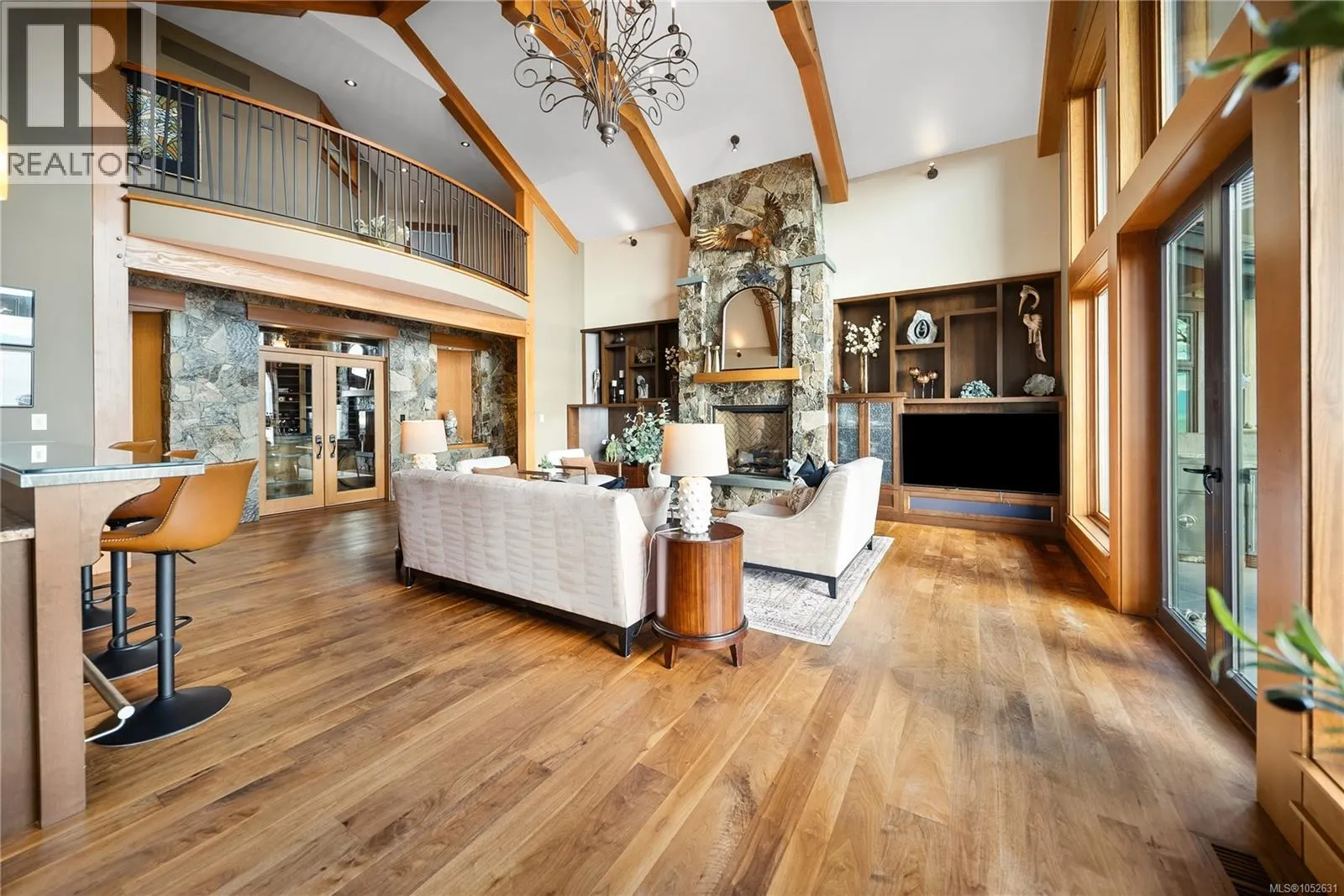 5025 Hinrich View