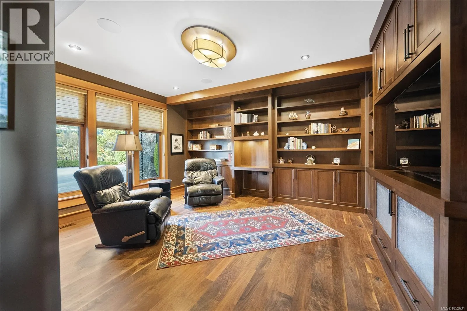 5025 Hinrich View