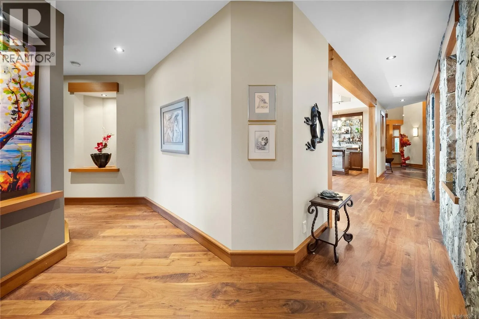 5025 Hinrich View