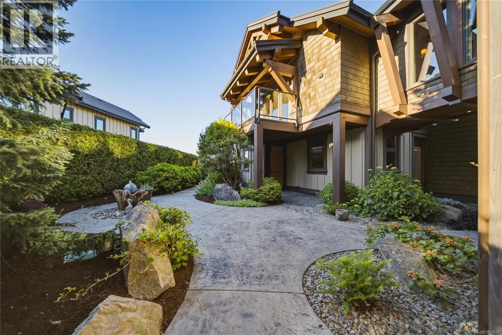 5025 Hinrich View