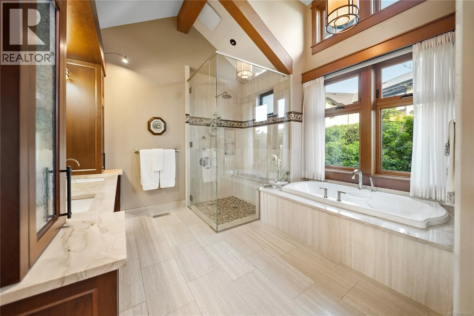 5025 Hinrich View