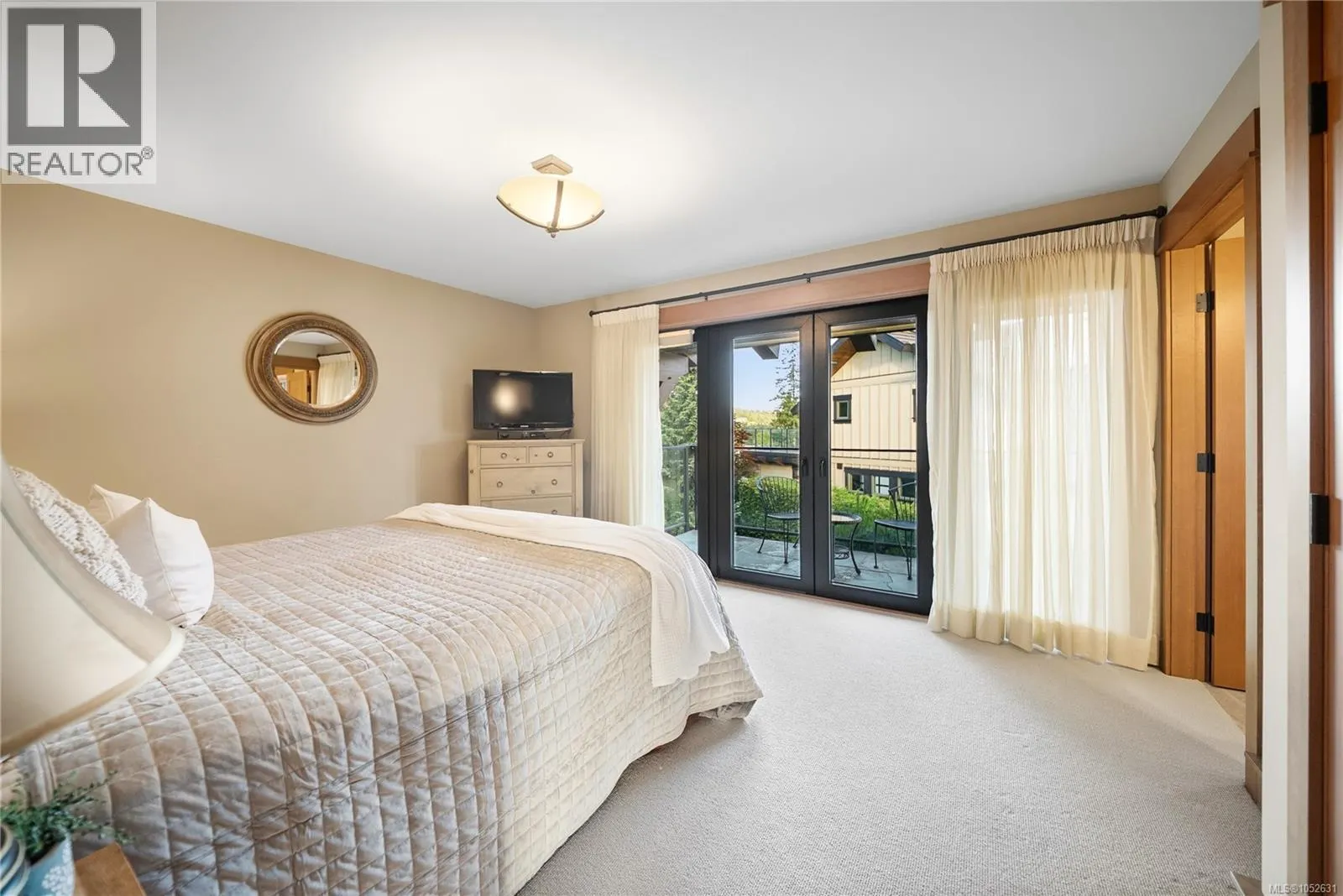 5025 Hinrich View