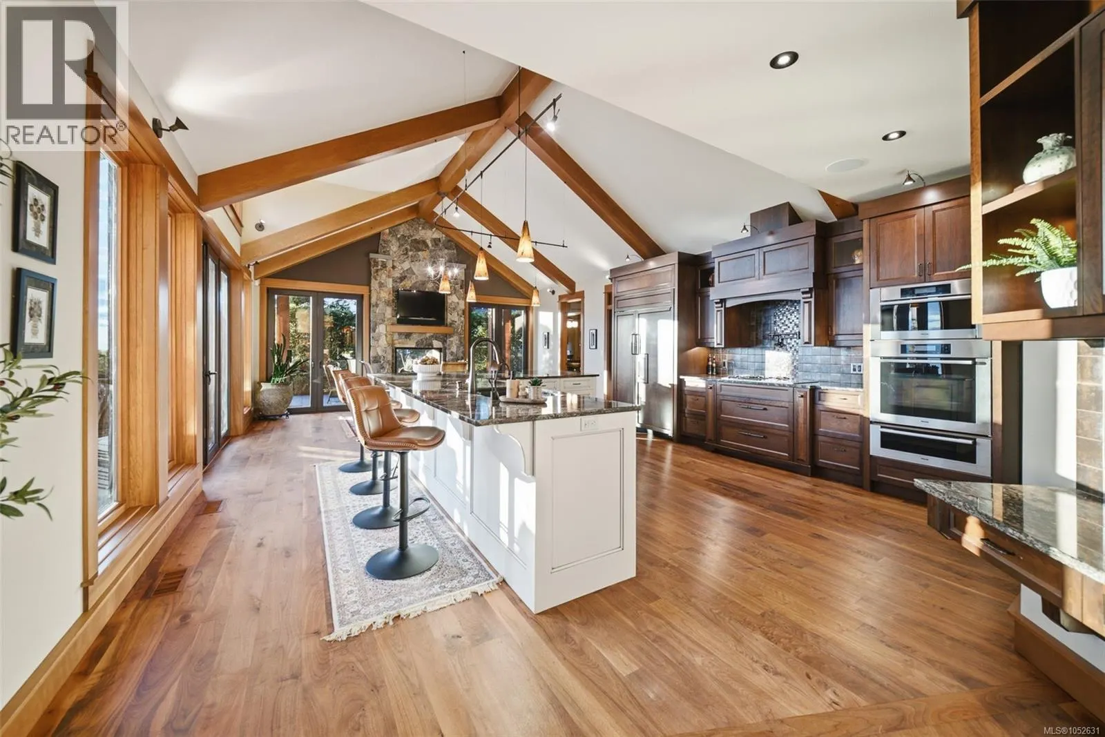 5025 Hinrich View