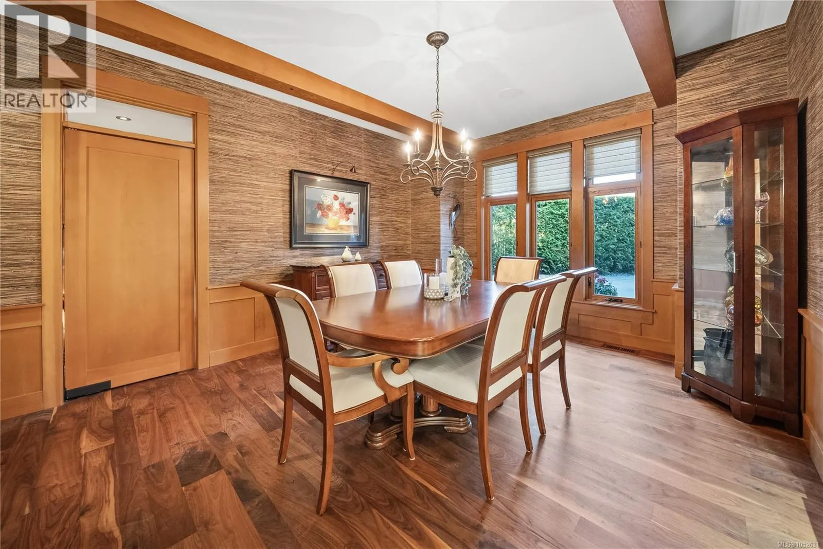 5025 Hinrich View