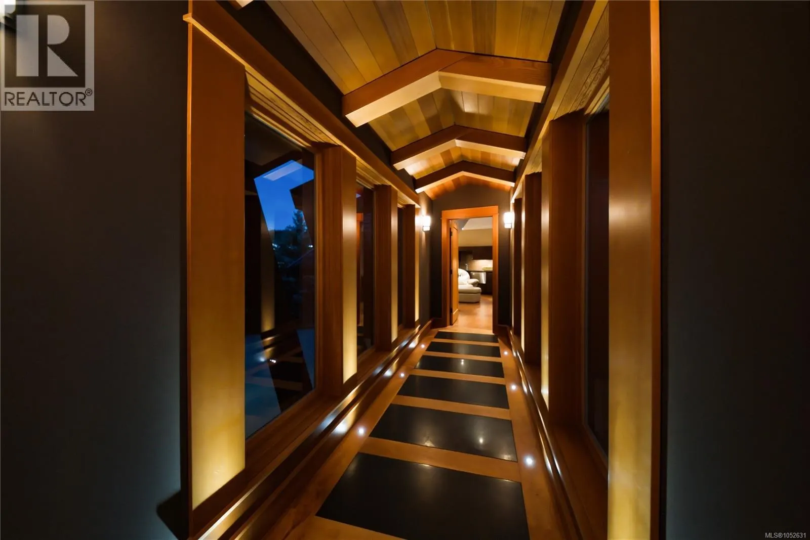 5025 Hinrich View