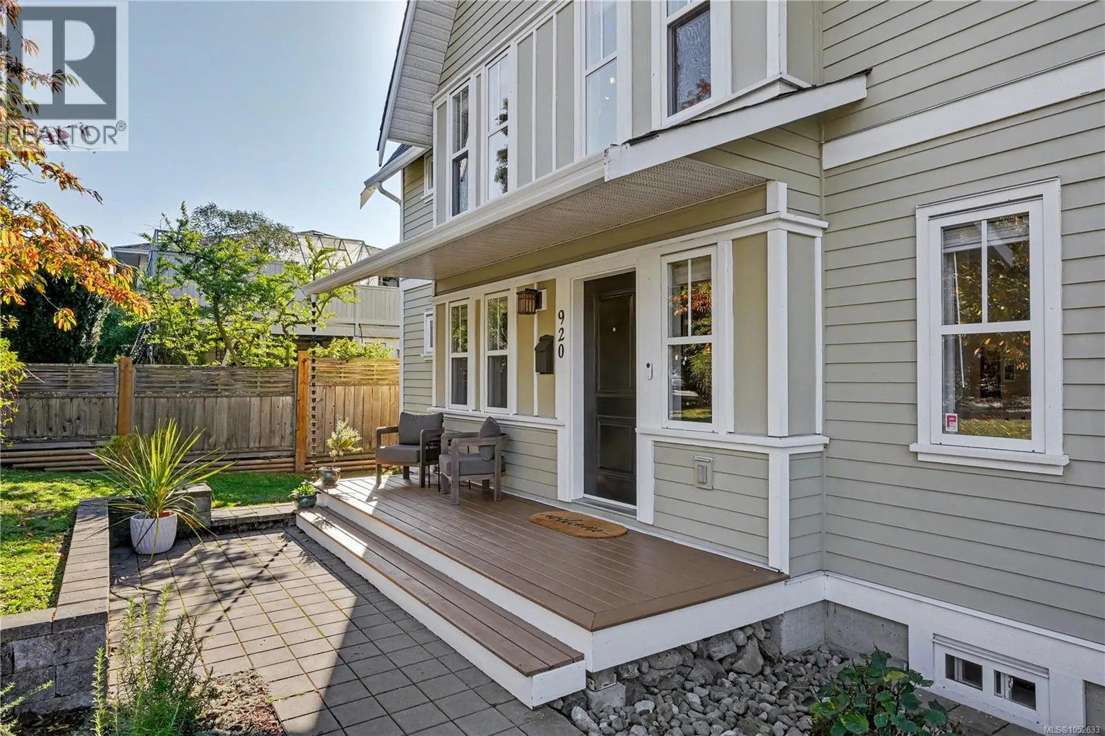 920 Mary St