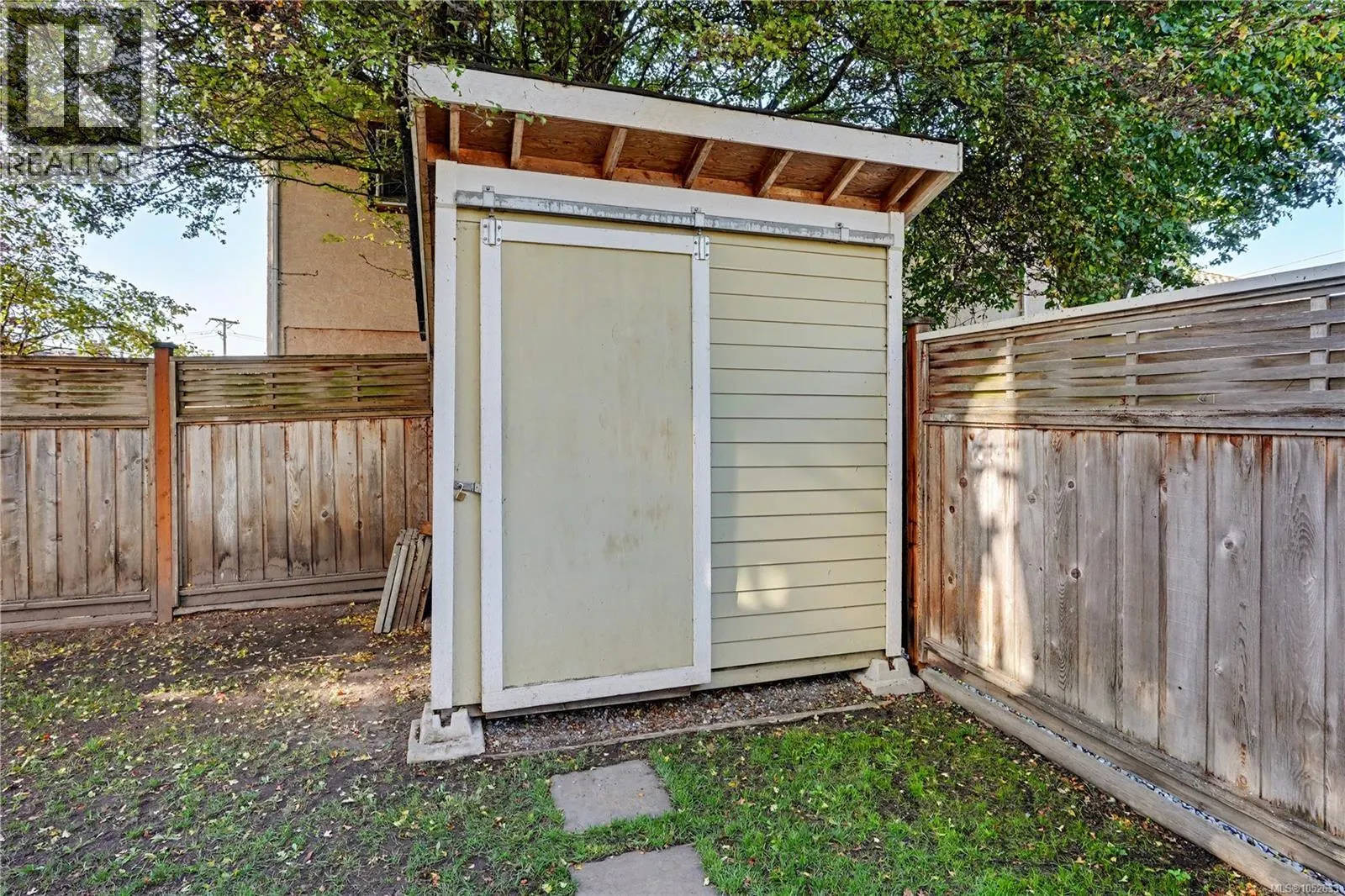 920 Mary St