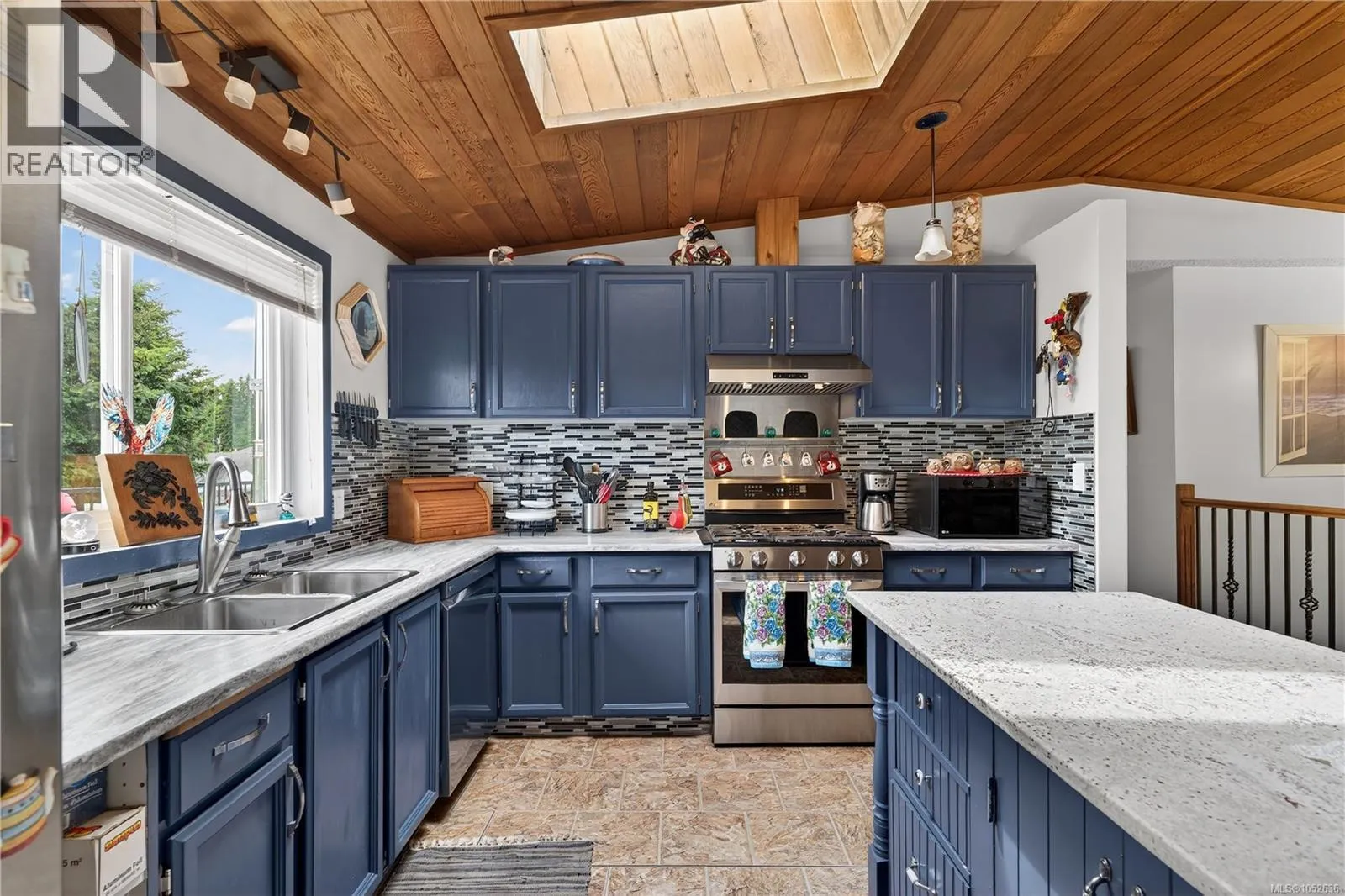 1215 Gilley Cres