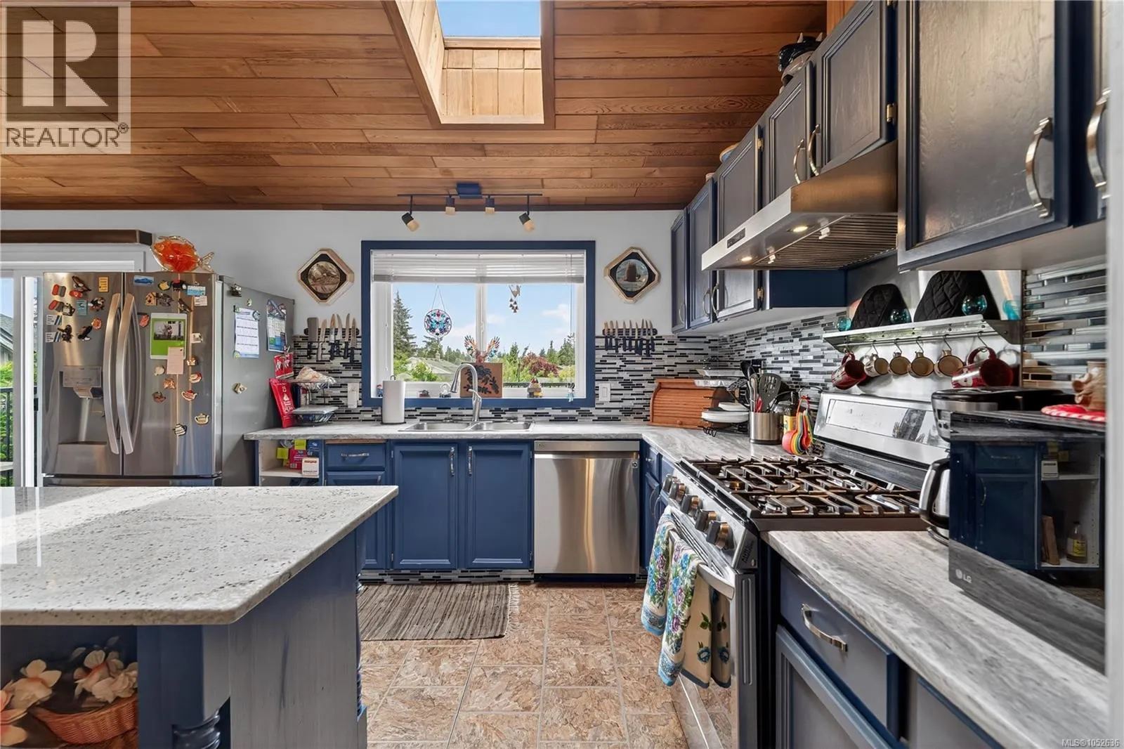 1215 Gilley Cres