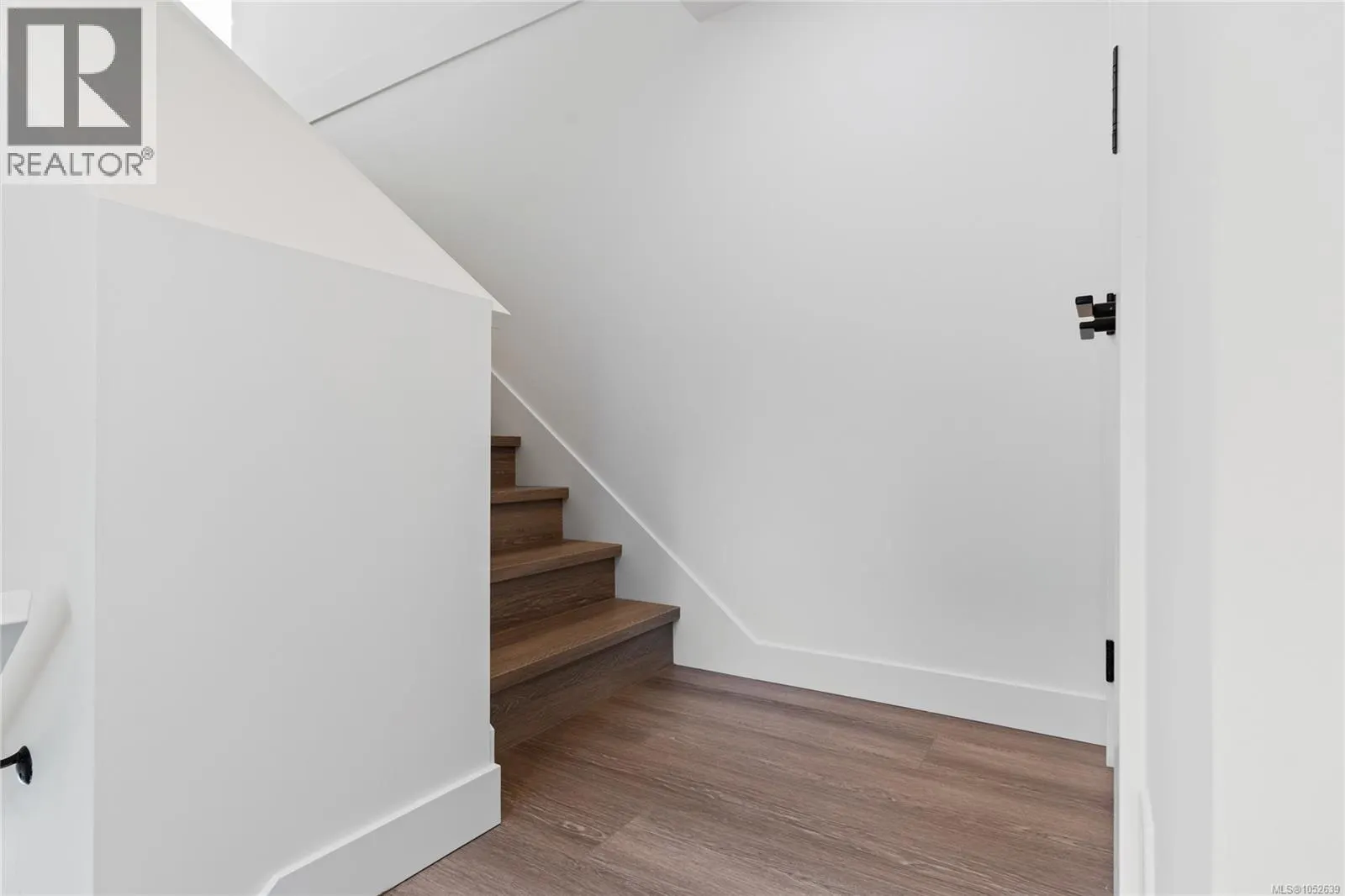 1214 Drifter End