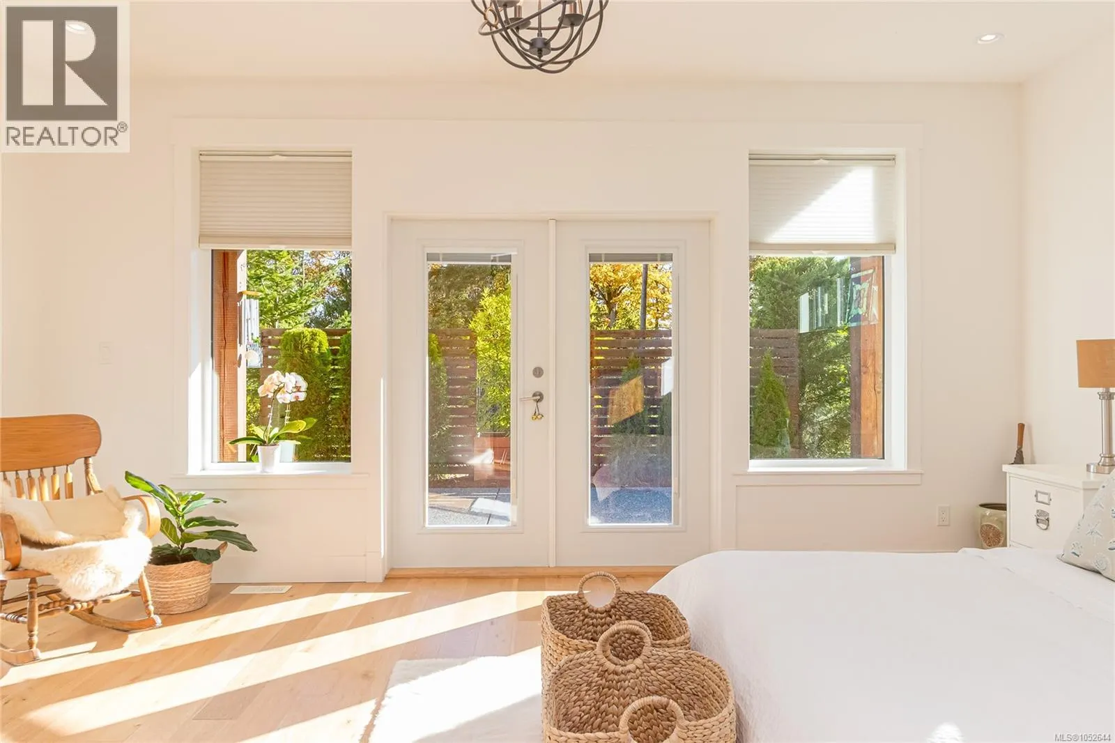 672 Mill Bay Pl