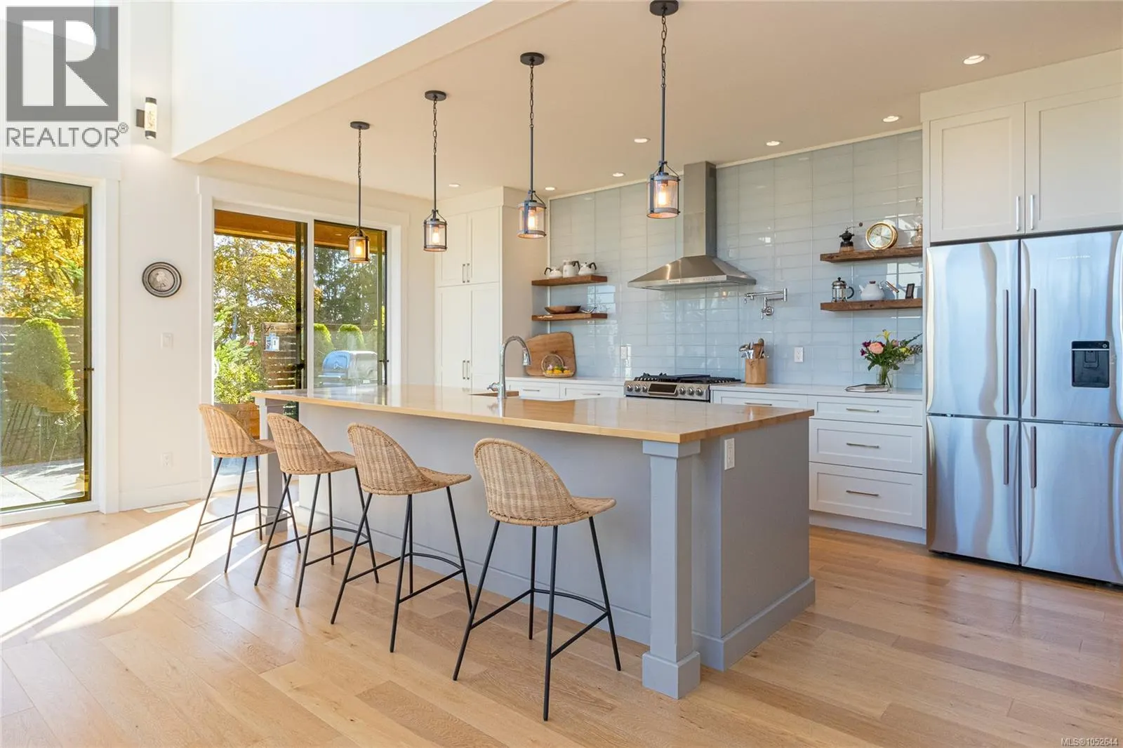 672 Mill Bay Pl