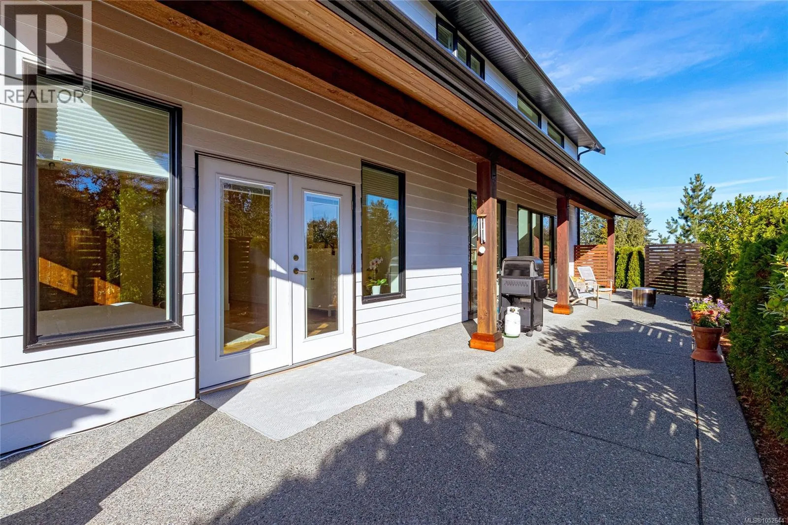 672 Mill Bay Pl
