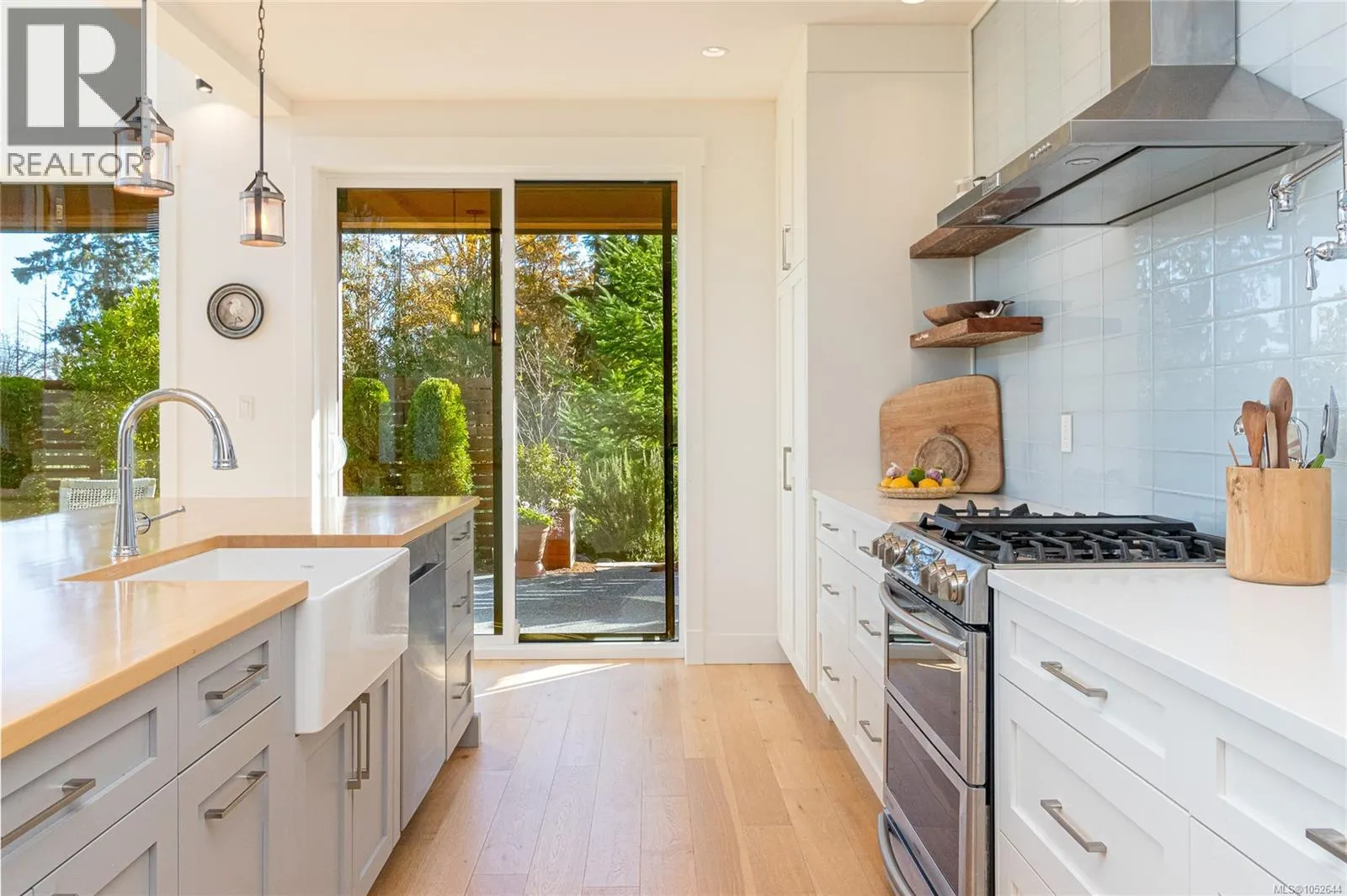 672 Mill Bay Pl