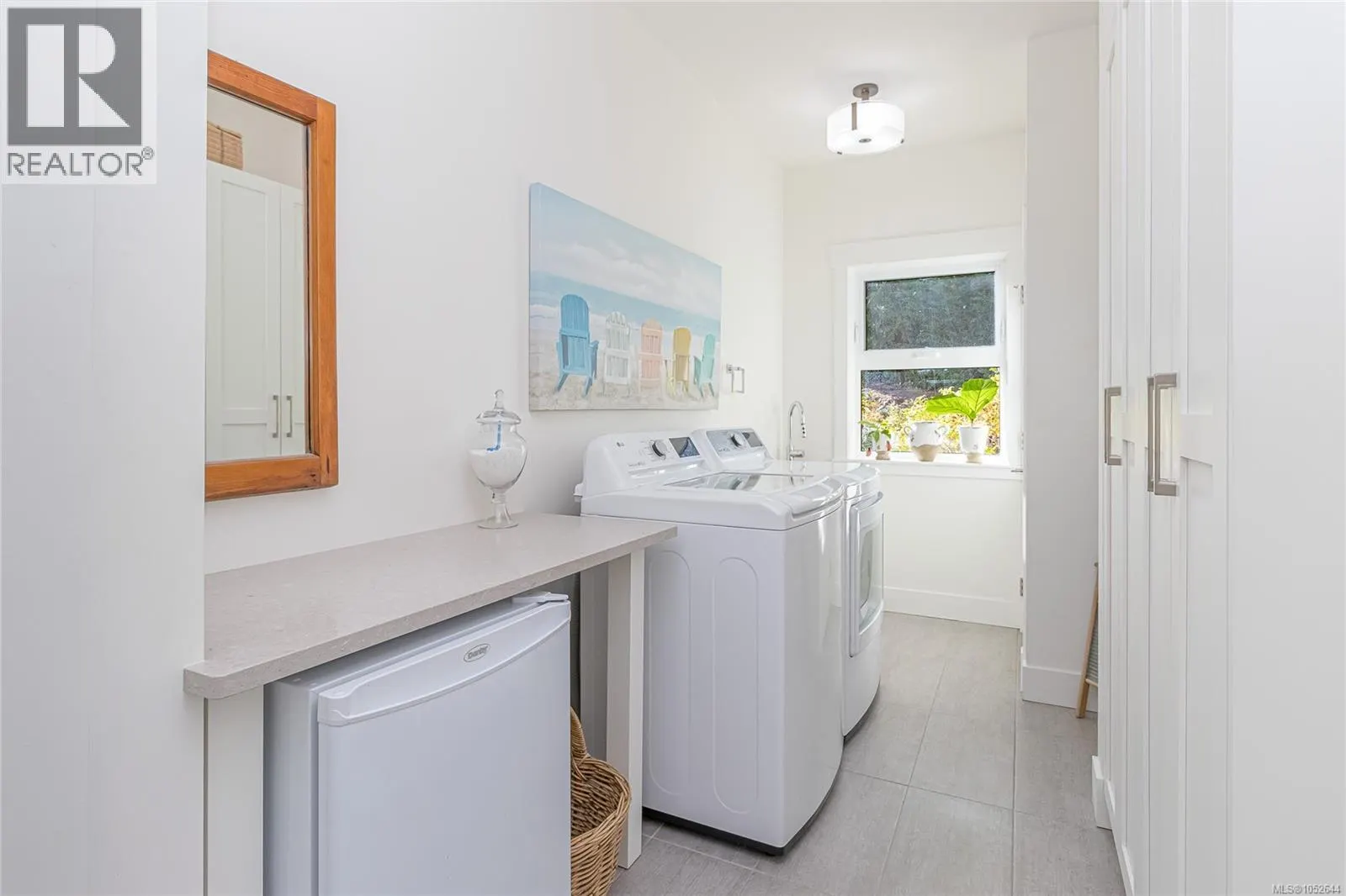 672 Mill Bay Pl