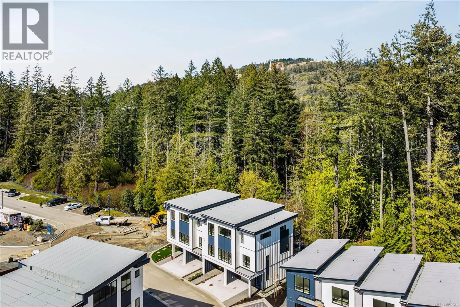 1224 Drifter End