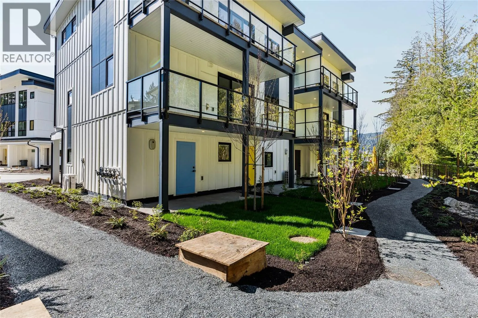 1224 Drifter End